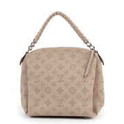 Shop safe online at Labellov in Antwerp this 100% authentic second hand Louis Vuitton Babylone Chain BB Mahina Bag