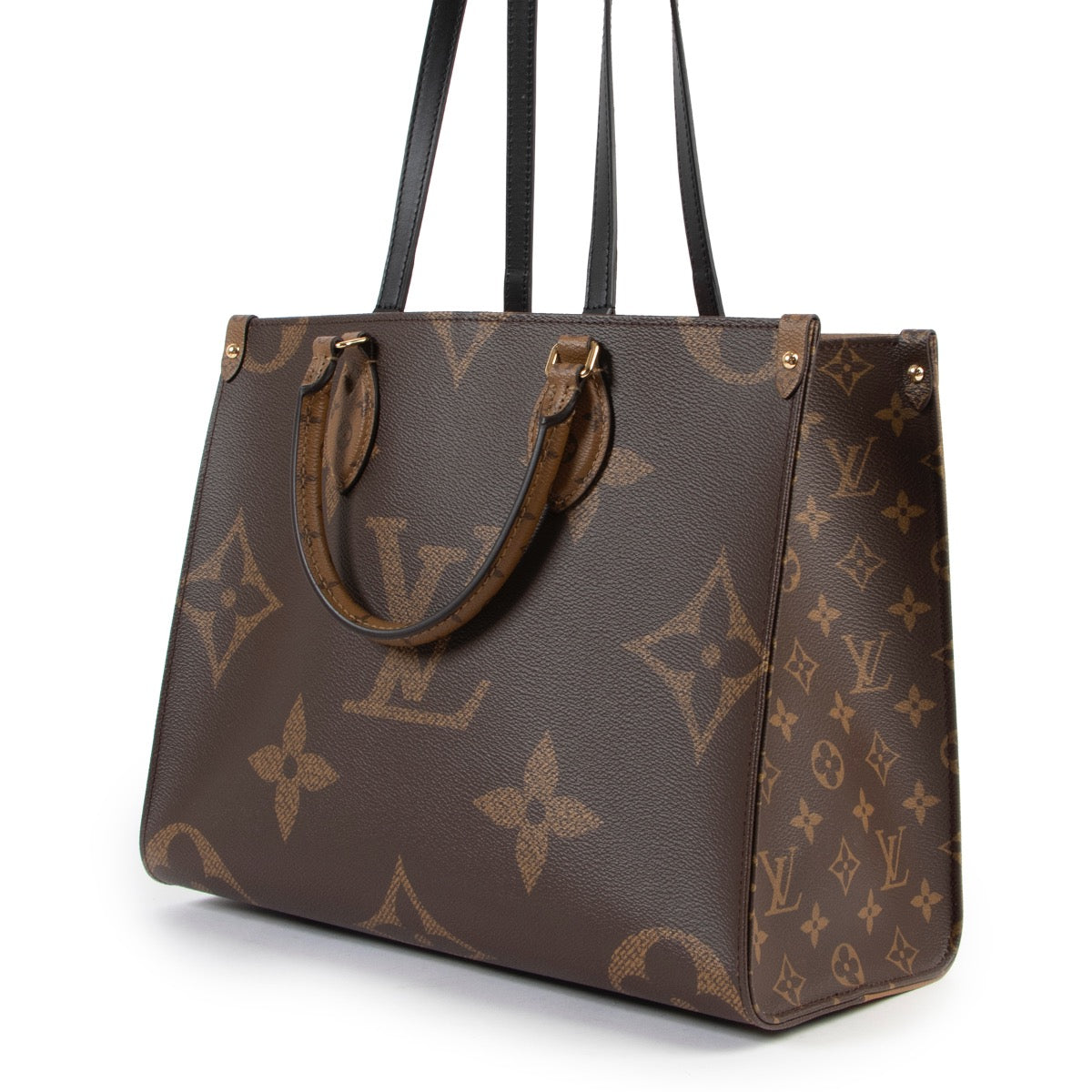 Shop safe online at Labellov in Antwerp this 100% authentic second hand Louis Vuitton Monogram On The Go Shoulder Bag