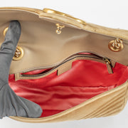 Shop safe online at Labellov in Antwerp, Brussels and Knokke this 100% authentic second hand Gucci Brown Velvet Marmont Crossbody