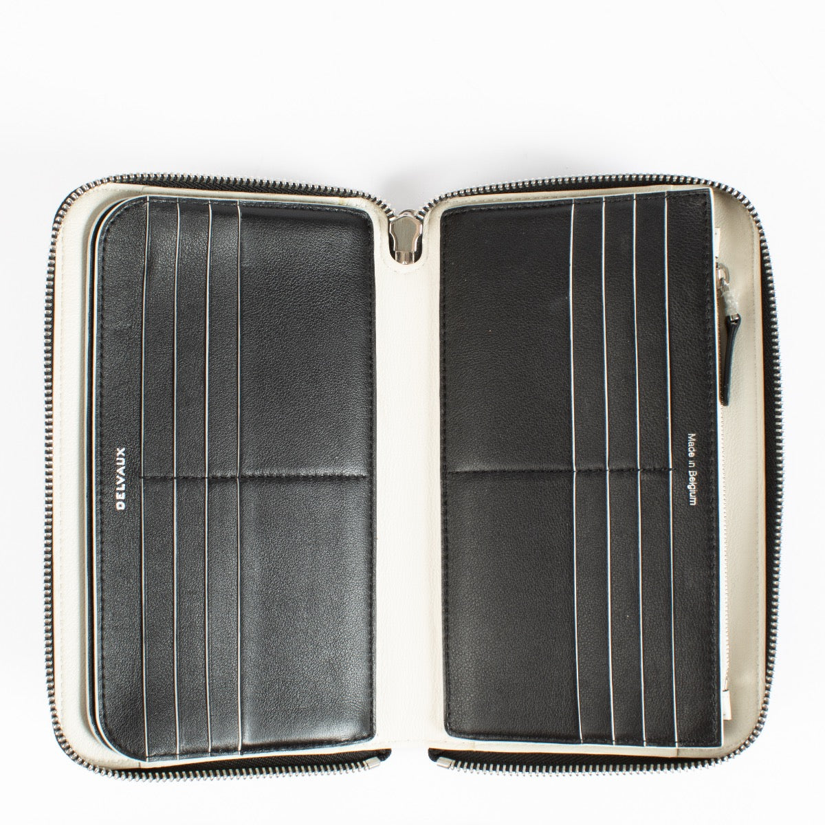 Shop 100% authentic second hand Delvaux Trompe L'oeil La Corde Wallet on Labellov.com