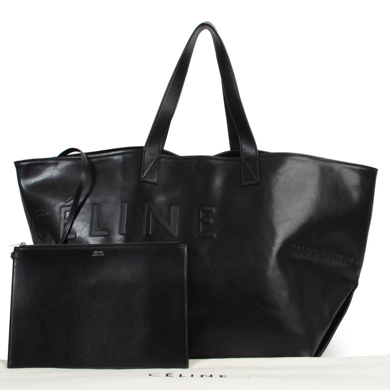 Shop safe online at Labellov in Antwerp this 100% authentic second hand Celine Black Leather Made In Shoulder Bag