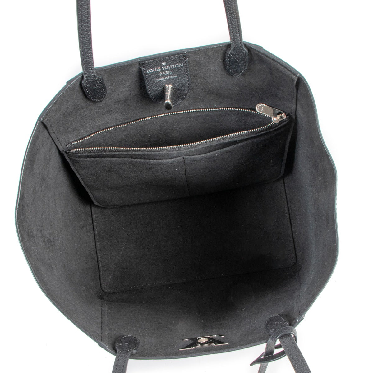 Shop now for your pre-loved, 100% authentic Louis Vuitton bags, at Labellov.