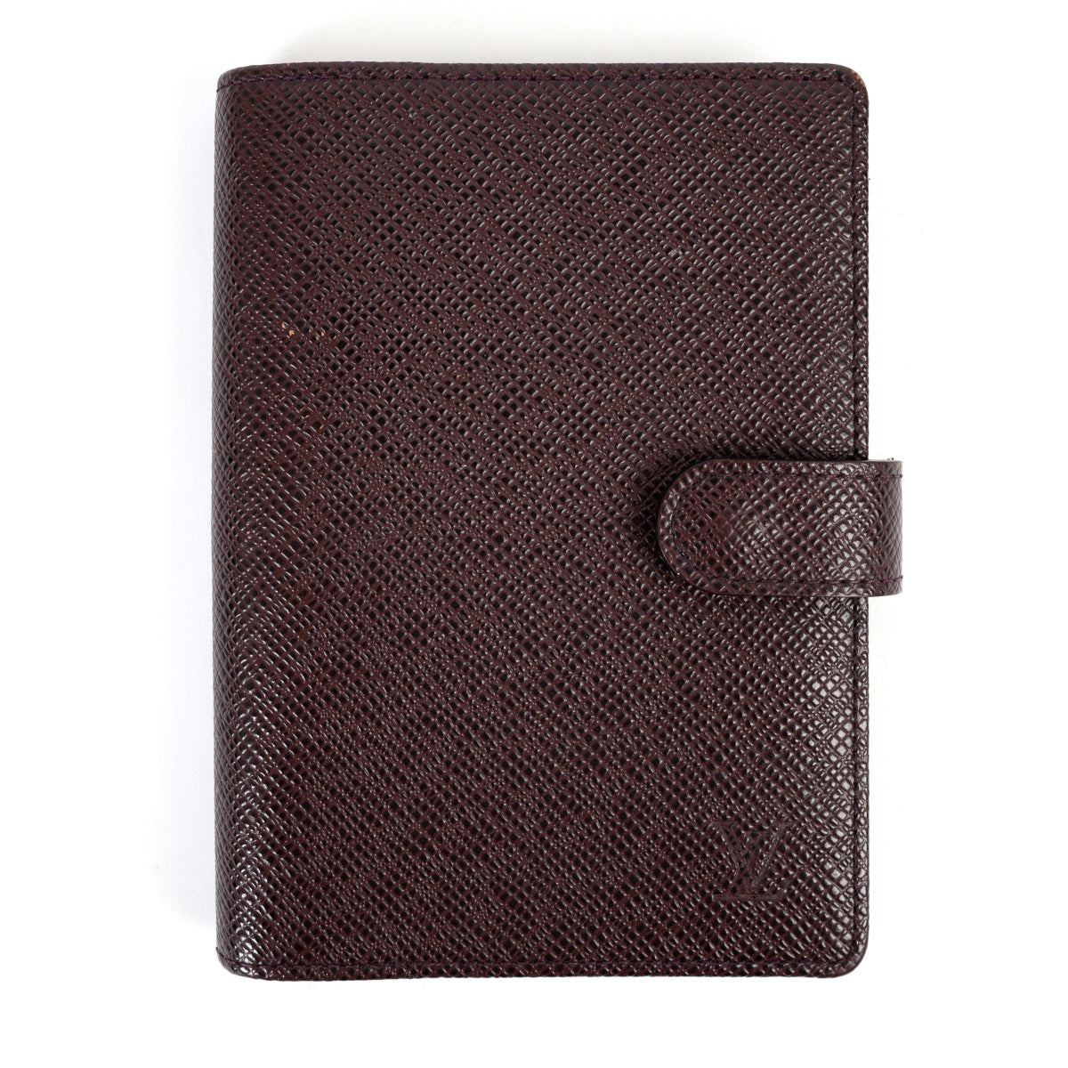 Shop safe online at Labellov in Antwerp this 100% authentic second hand Louis Vuitton Taiga Agenda Cover