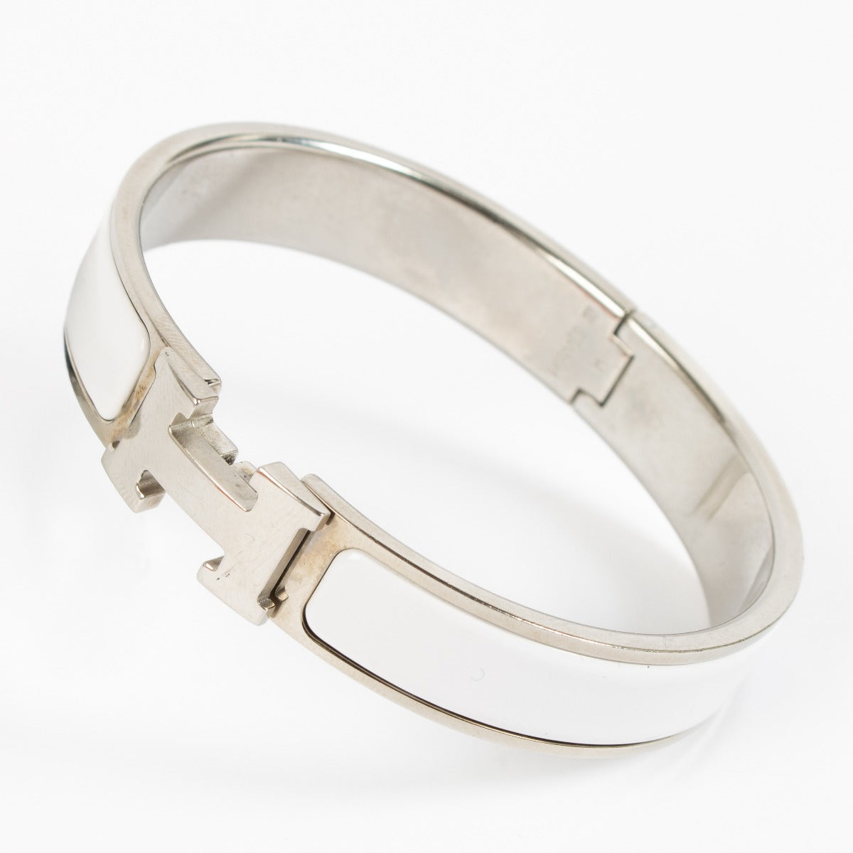 Hermès White Clic H Bracelet - Size M