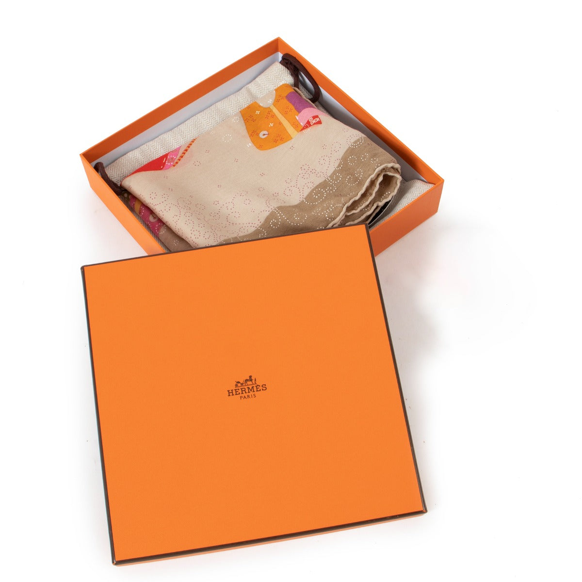 Foulard Hermès La Ronde des Éléphants en Soie et Cachemire