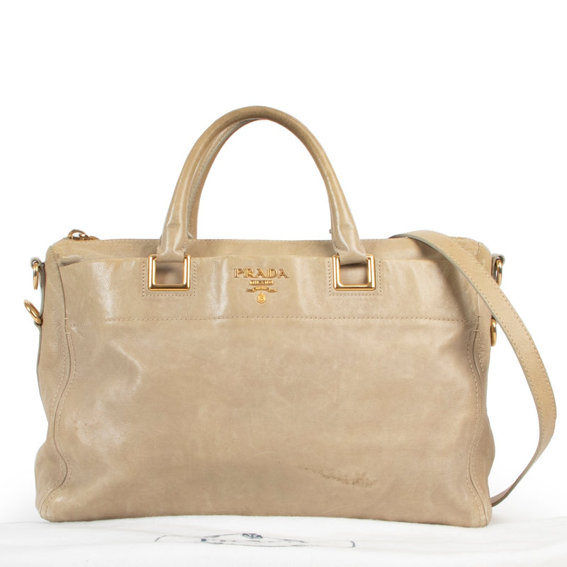 Shop safe online 100% authentic second hand Prada Light Green Leather Shoulder Bag at Labellov in Antwerp.