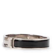 Shop safe online 100% authentic second hand Hermès Black Clic H Bracelet - Size PM in very good condition at the right price at Labellov in Antwerp.