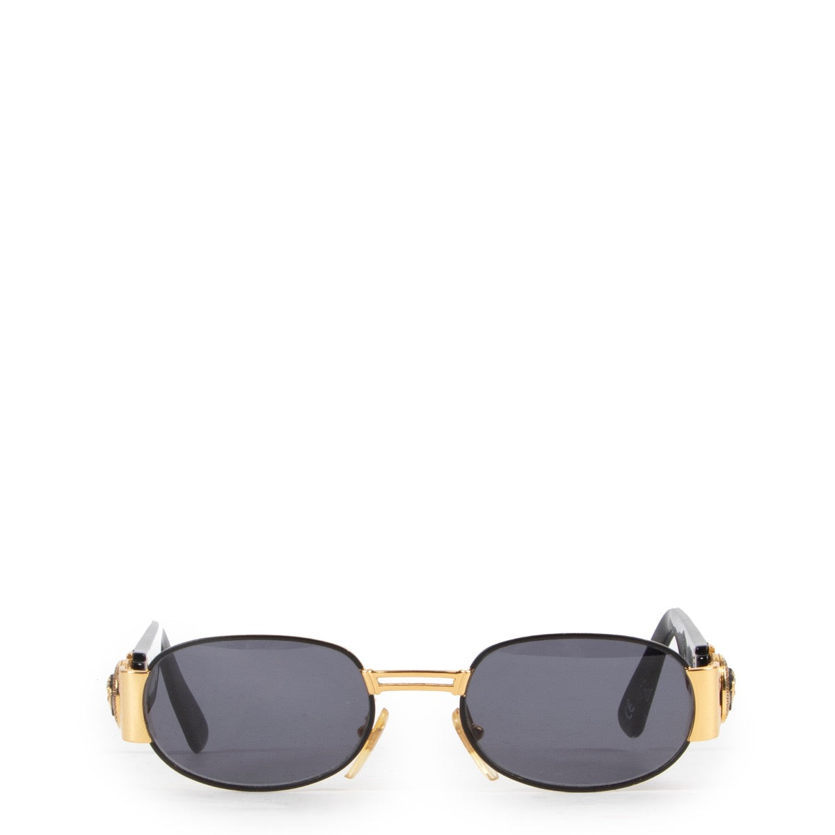 Shop safe online at Labellov in Antwerp these 100% authentic second hand Versace Black Sunglasses