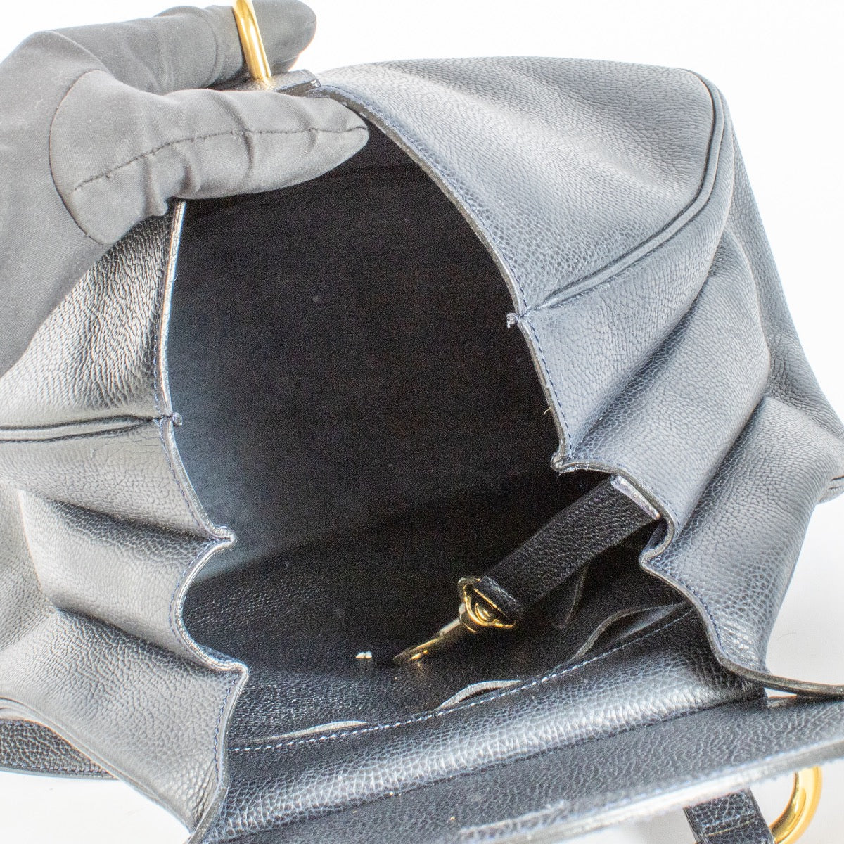 Authentic Preloved Delvaux Marine Jumping Cerceau GM Shoulder Bag on Labellov.com