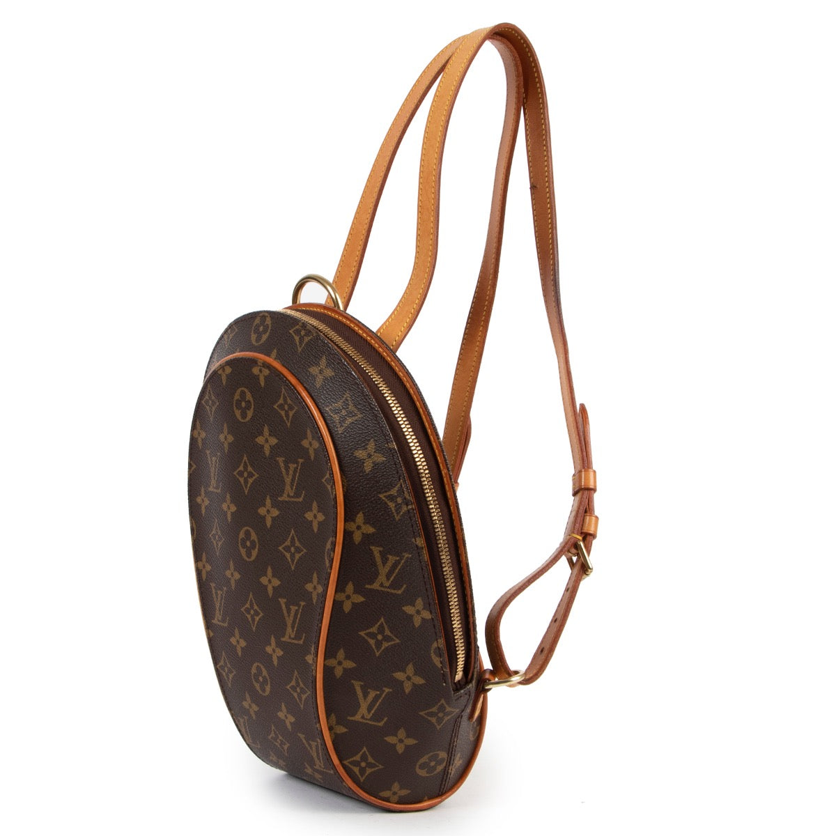 Shop safe online at Labellov in Antwerp this 100% authentic second hand Louis Vuitton Monogram Ellipse Backpack in very good condition.