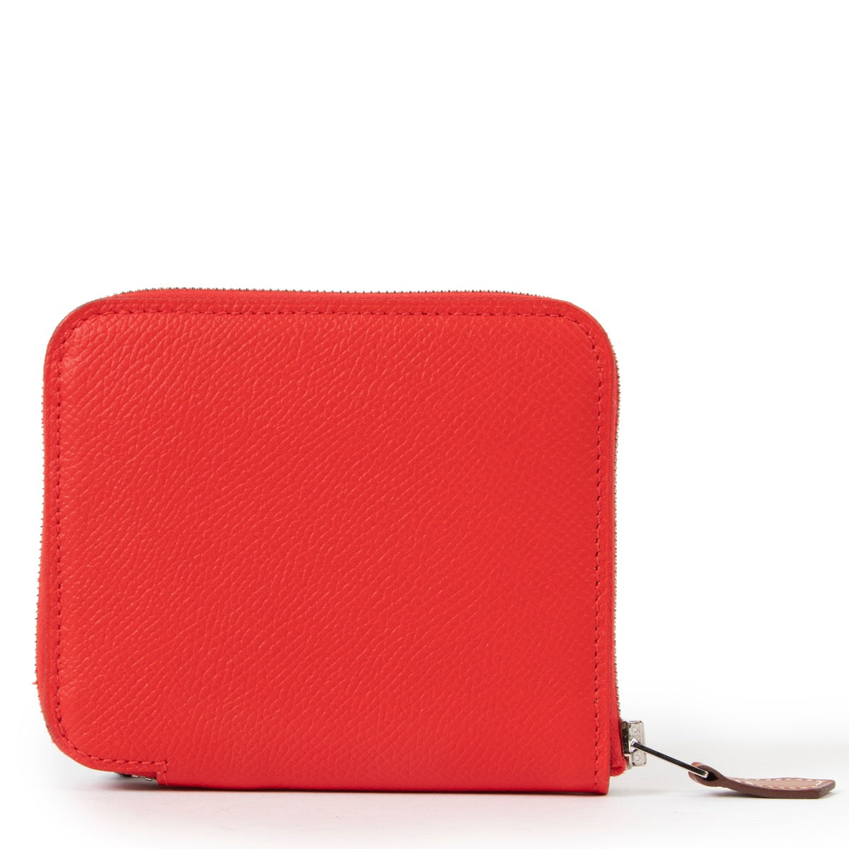 Shop safe online at Labellov in Antwerp this 100% authentic second hand Hermès Red Leather Wallet