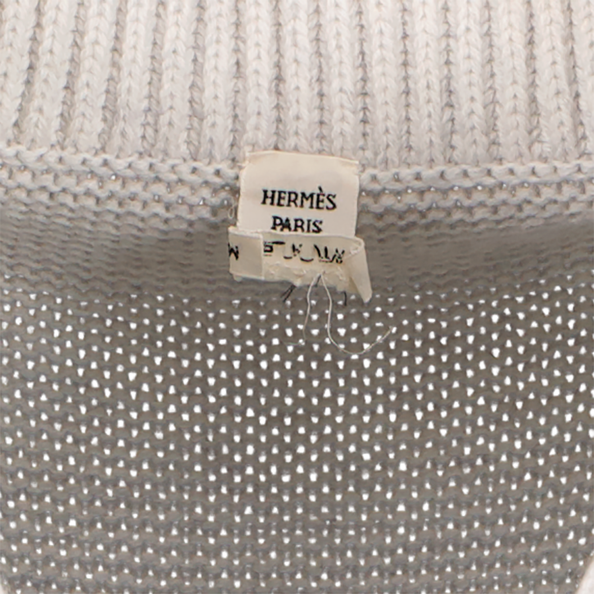 Shop safe online at Labellov in Antwerp this 100% authentic second hand Hermès Grey Virgin Wool Sweater - Size 36