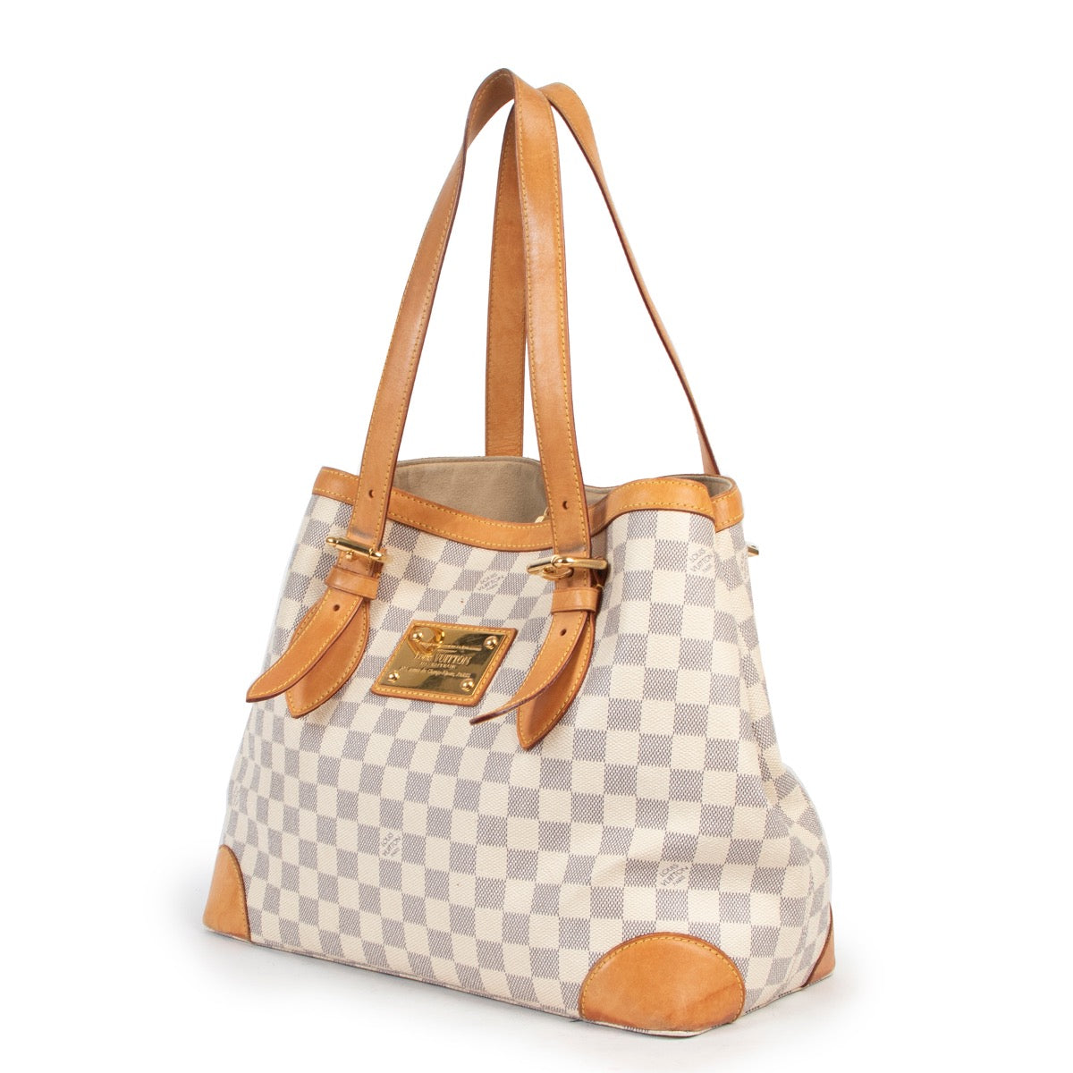Buy and sell your designer items. Get this Louis Vuitton Hampstead MM Damier Azur now for a reasonable price and in good condition.