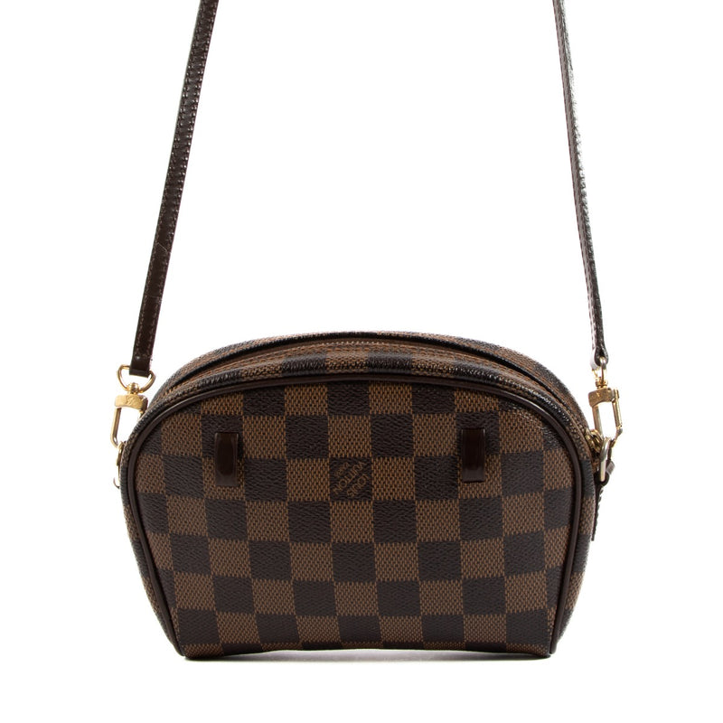 Shop safe online at Labellov in Antwerp, Brussels or Knokke this 100% authentic second hand Louis Vuitton Damier Ebene Pochette Ipanema Crossbody Bag