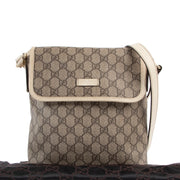 shop and sell authentic vintage second hand Gucci GG Supreme Messenger Bag at Labellov for the best price