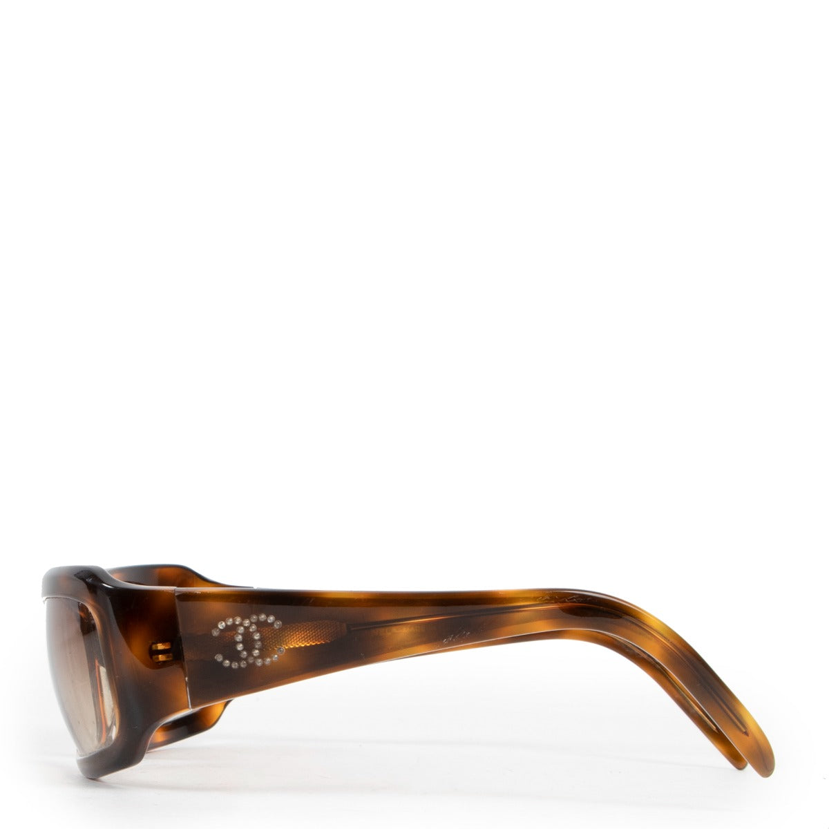 Chanel Brown Glasses in leopard print now available online at Labellov Luxury. Get these sunglasses now!