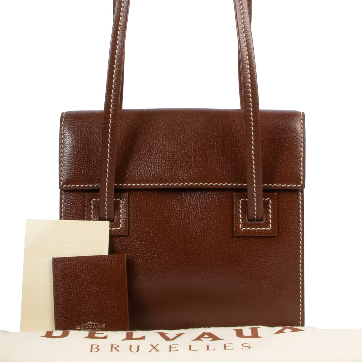 Available and ready for a new life. Buy secondhand designer items al Labellov Luxury. Get this Delvaux Brown Santal PM Shoulder Bag now online or in store