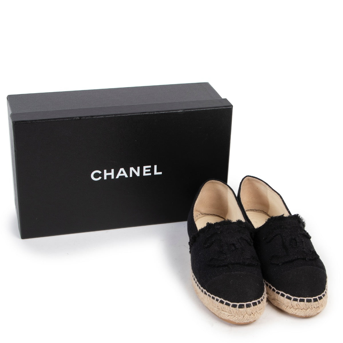Shop safe online at Labellov in Antwerp these 100% authentic second hand Chanel Black Espadrilles - Size 37