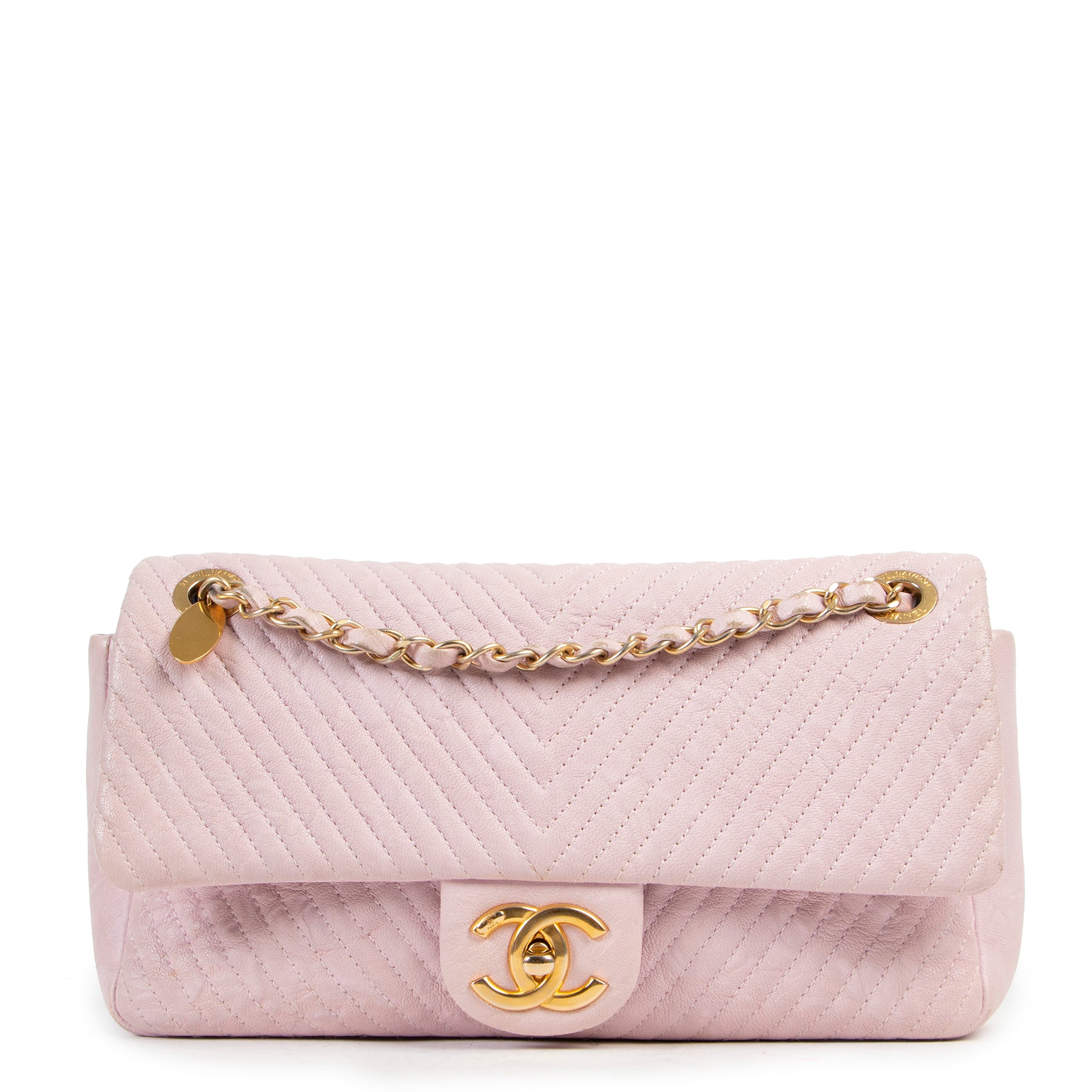 Shop safe online 100% authentic second hand Chanel Lilac Wrinkled Lambskin Medium Flap Shoulder Bag in very good condition at Labellov in Antwerp.