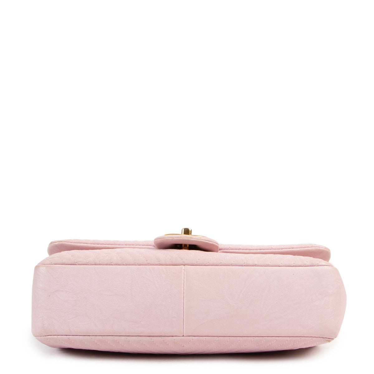 Shop safe online 100% authentic second hand Chanel Lilac Wrinkled Lambskin Medium Flap Shoulder Bag in very good condition at Labellov in Antwerp.