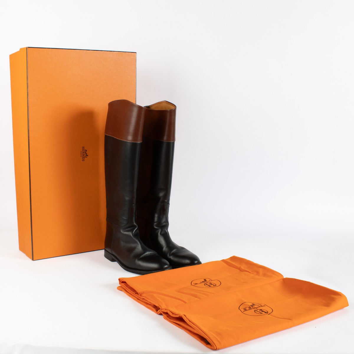 Authentic preloved Hermès Black Boots on Labellov.com