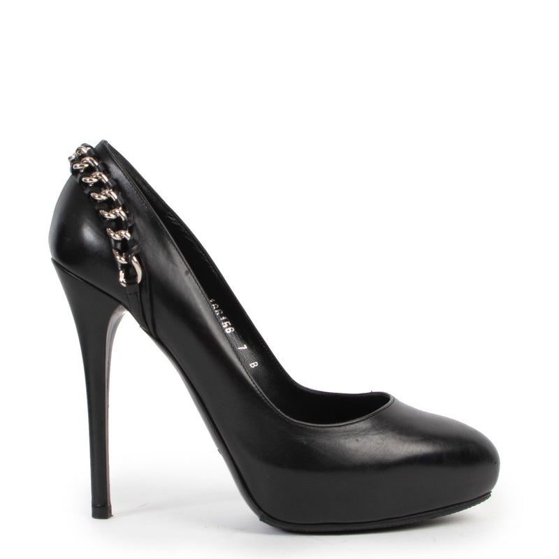 Shop safe online 100% authentic second hand Ralph Lauren Bea Black Pumps in very good condition at Labellov in Antwerp.