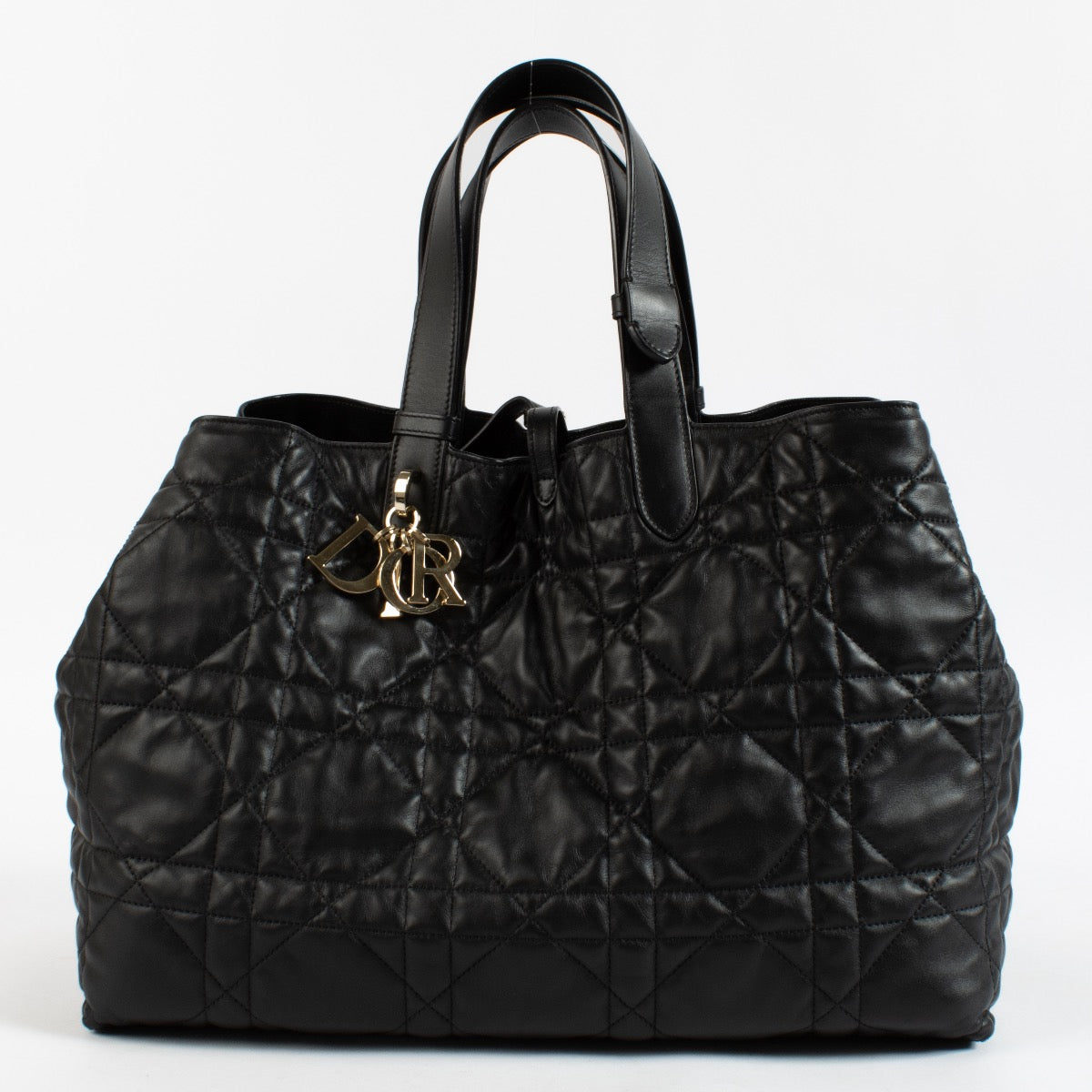 Shop 100% authentic secondhand Christian Dior Black Large Toujours Bag on Labellov.com