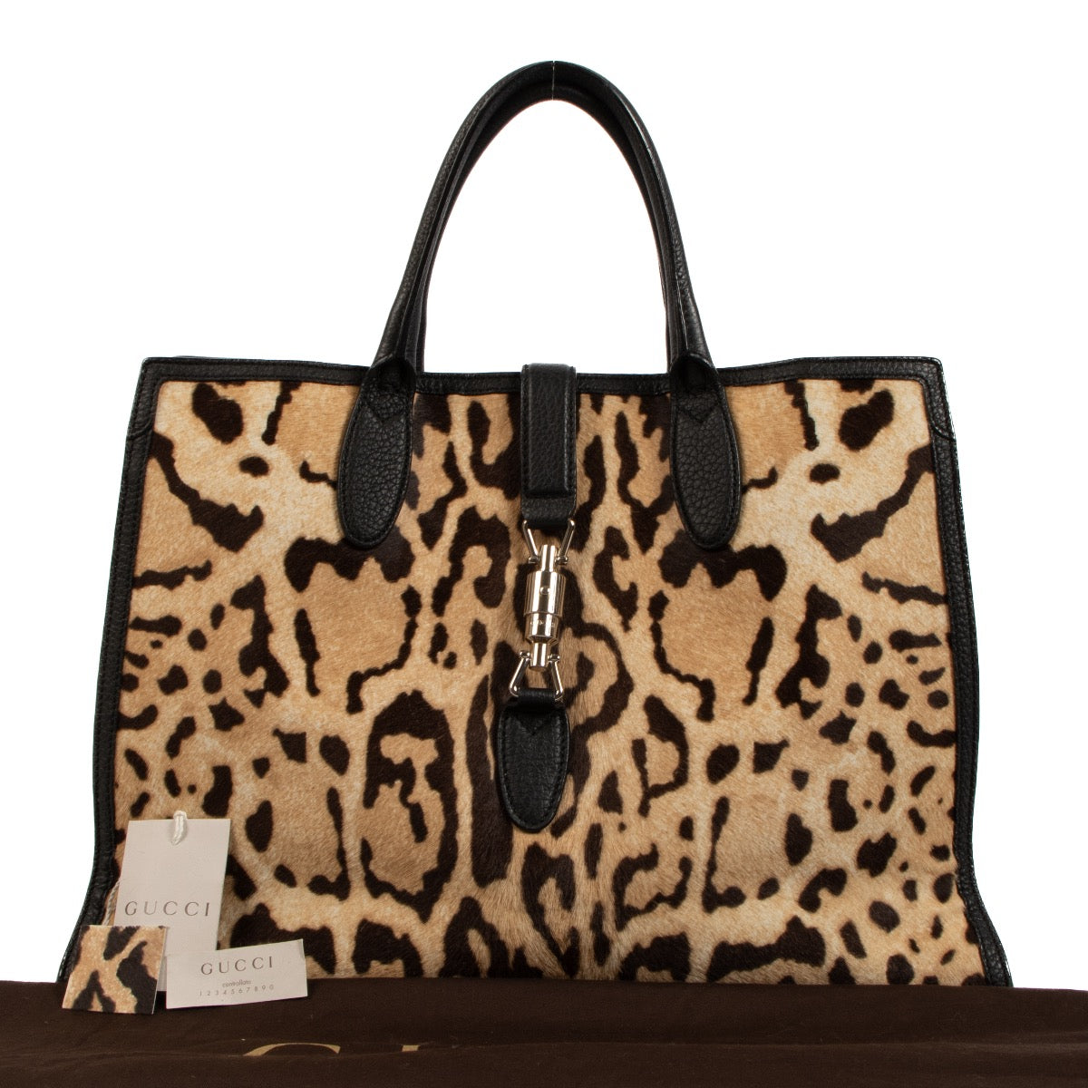 Shop safe online at Labellov in Antwerp, Brussels and Knokke this 100% authentic second hand Gucci Leopard Print Pony Hair Soft Jackie Tote