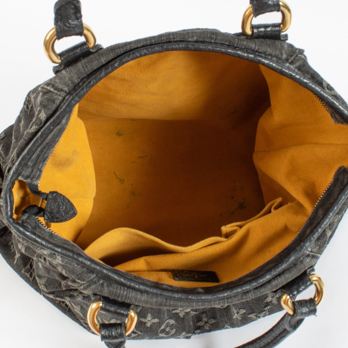 Shop 100% authentic secondhand Louis Vuitton Black Monogram Denim Neo Cabby Bag on Labellov.com
