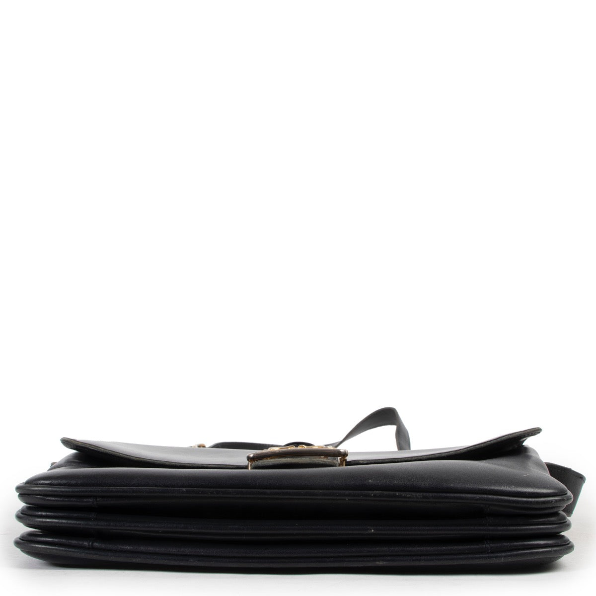 Shop safe online at Labellov in Antwerp this 100% authentic second hand Celine Dark Blue Vintage Box Bag