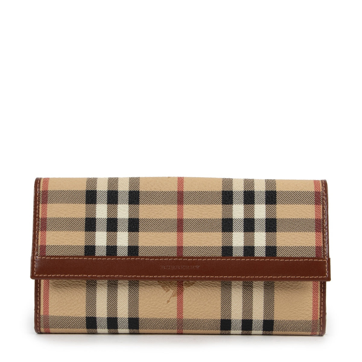 Shop safe online at Labellov in Antwerp this 100% authentic second hand Burberry Nova Check Flap Wallet in very good condition.
