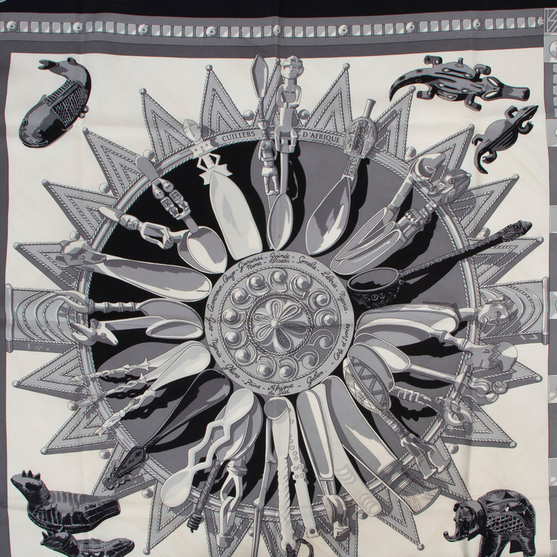 Hermès 'Cuillers d'Afrique' Silk Carré Scarf for the best price at Labellov secondhand luxury in Antwerp