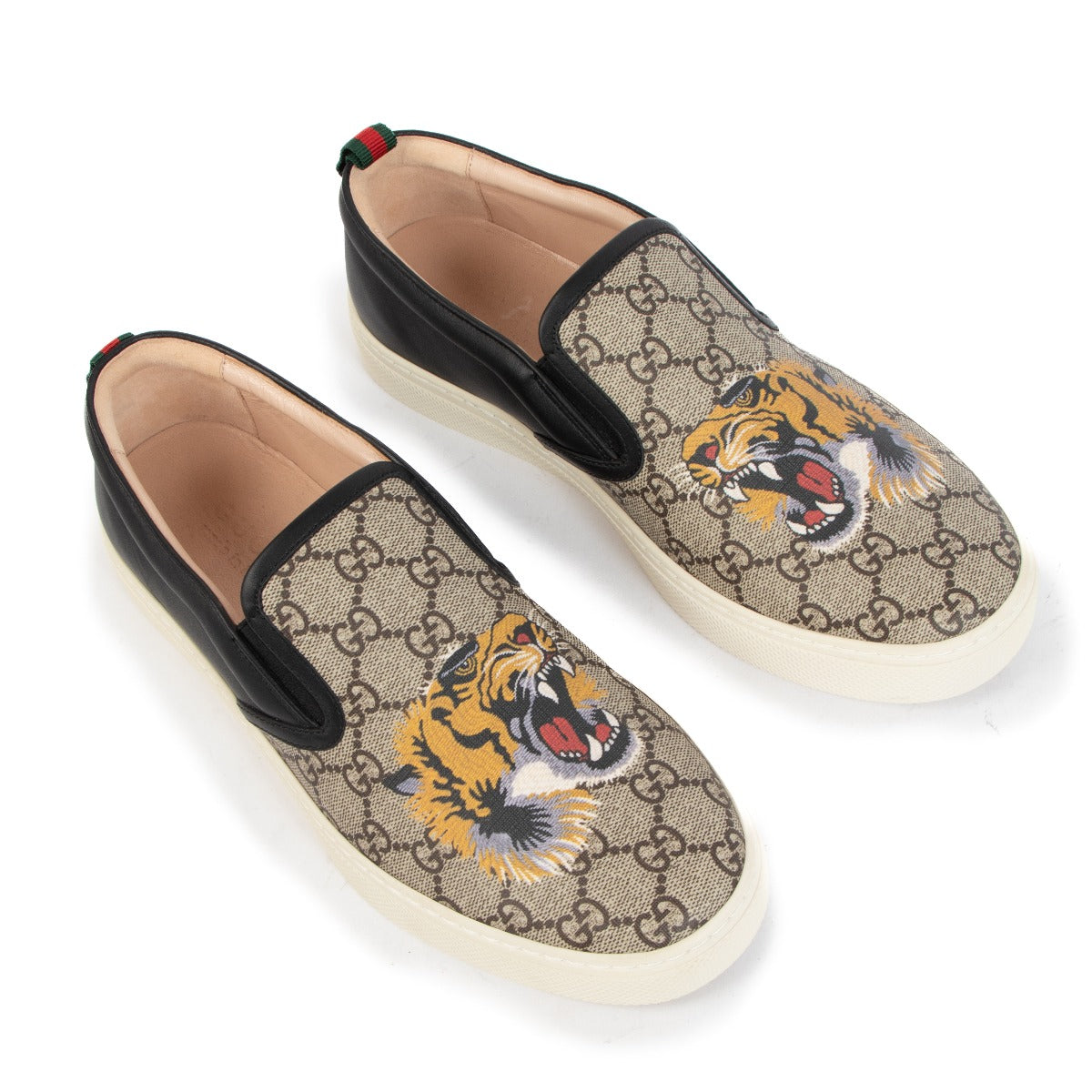 shop 100% authentic second hand Gucci GG Supreme Slip On Sneakers - Size 42 1/2 on Labellov.com