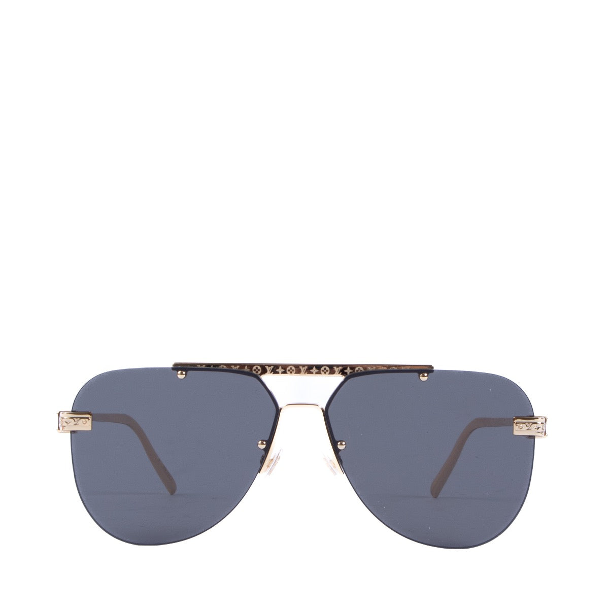 Shop safe online at Labellov in Antwerp these 100% authentic second hand Louis Vuitton Black Monogram Ash Sunglasses