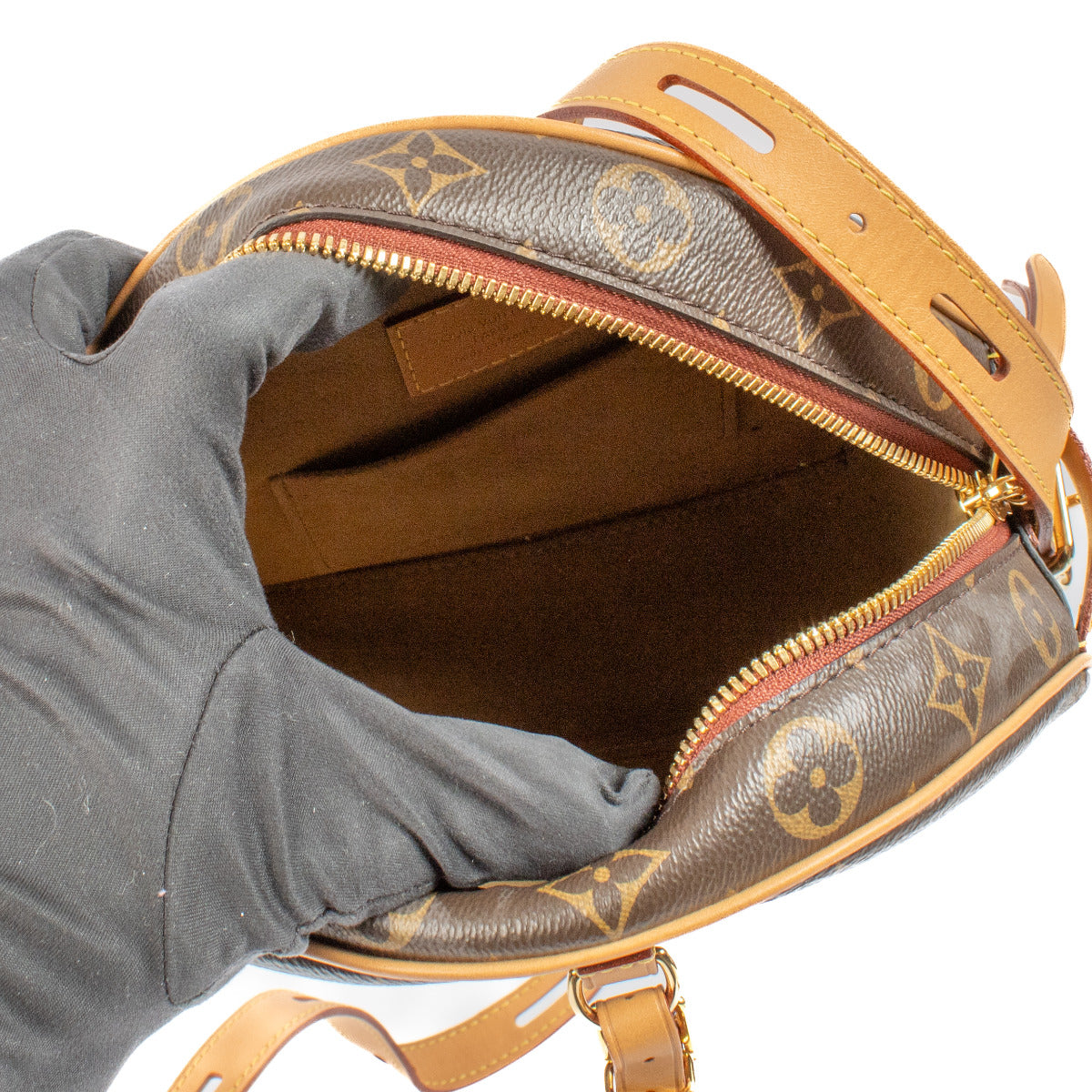 Louis Vuitton Monogram Boîte Chapeau Souple MM