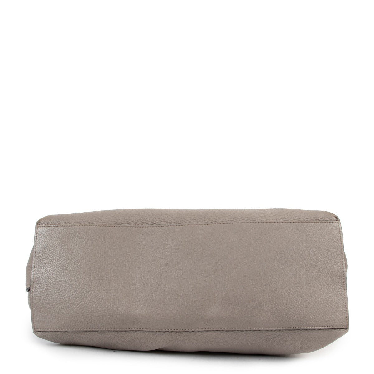 Buy an authentic second hand Gucci Grey Leather Bamboo Daily Tote Bag in very good condition at Labellov in Antwerp.