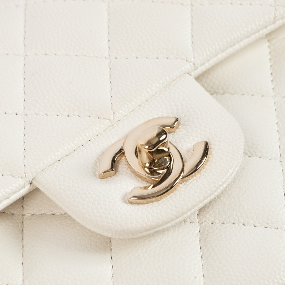 authentic second hand Chanel White Caviar Small Classic Flap Bag on www.labellov.com