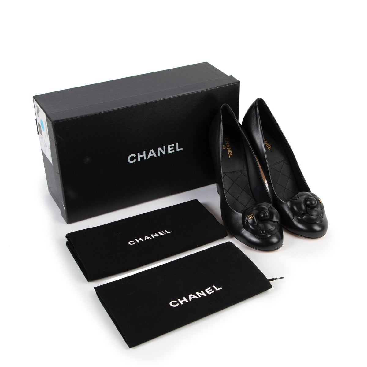 Buy authentic second hand Black Chanel Pumps Size 40 with Camilia Flower at Labellov