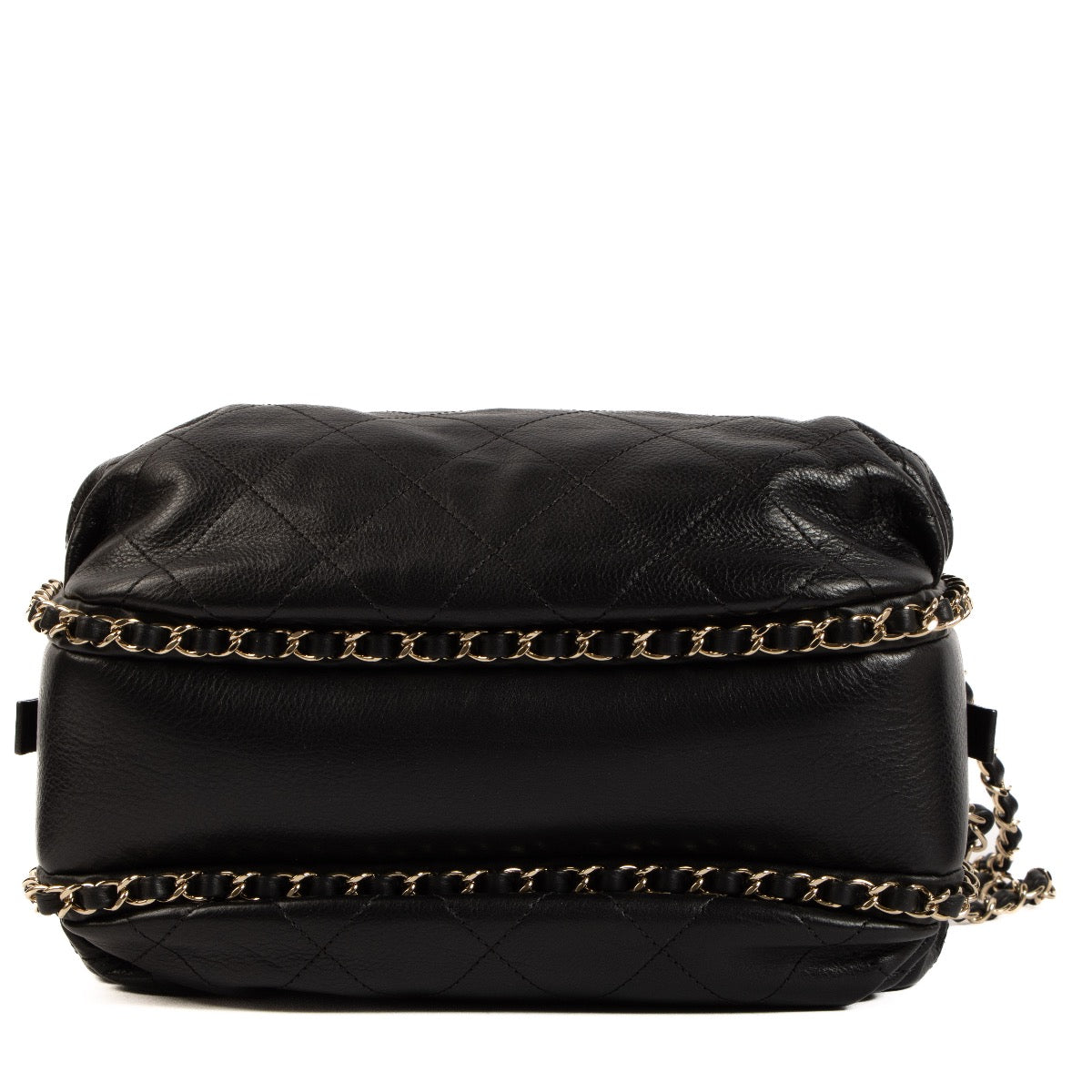 Shop safe online at Labellov this 100% authentic second hand Chanel Black Quilted Calfskin Leather Bowling Shoulder Bag