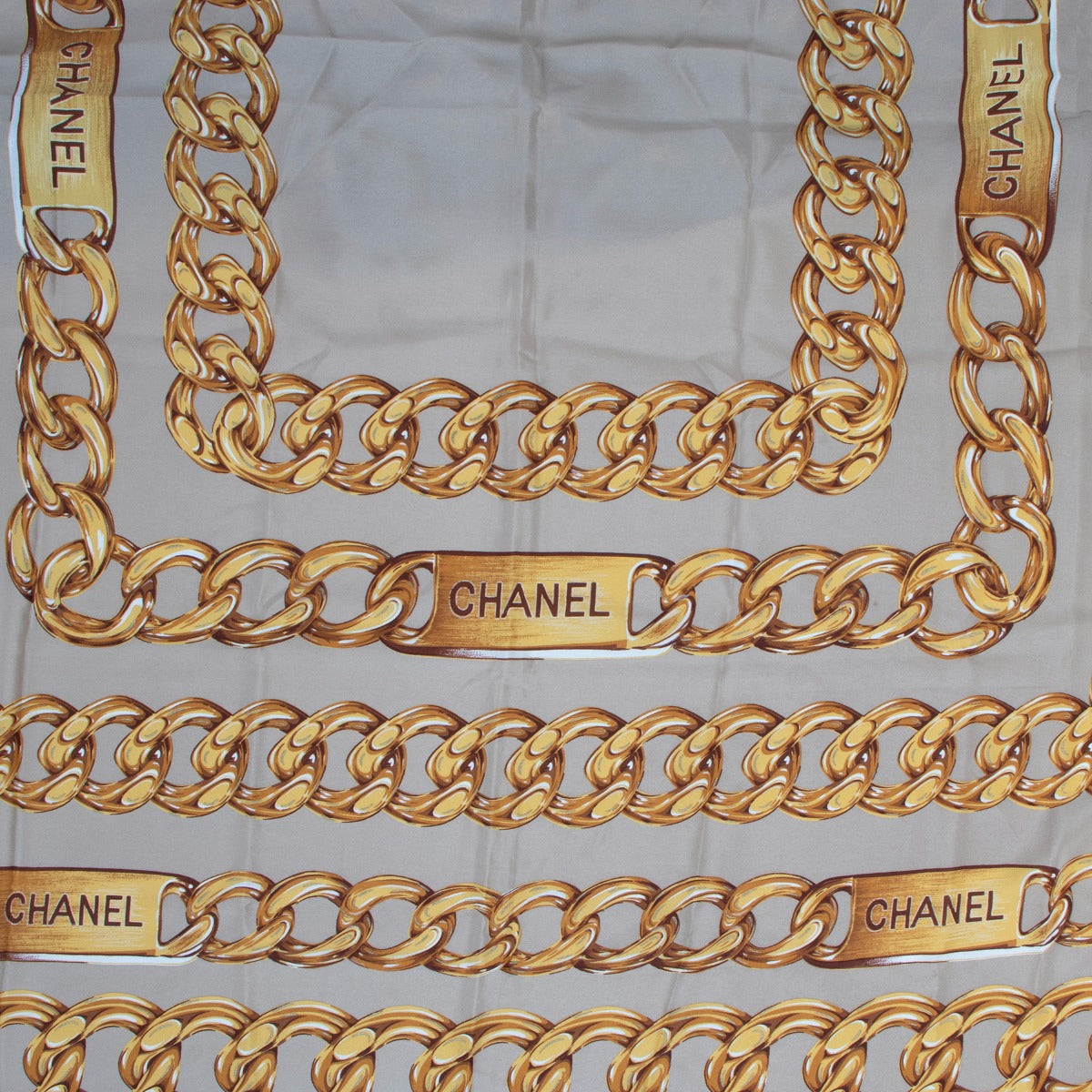 Chanel Vintage Gold Chain Medaillon XL Silk Scarf