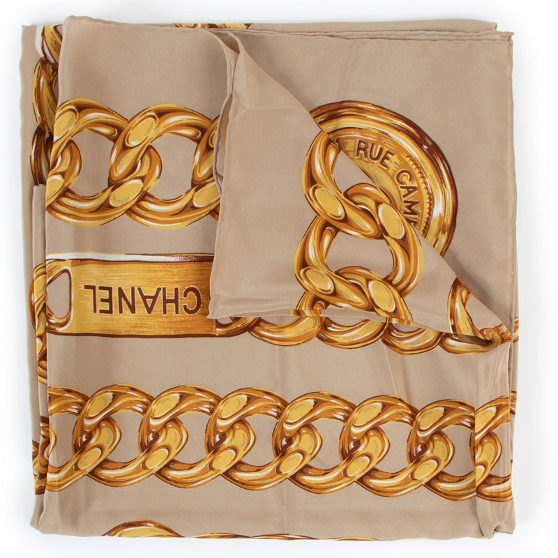 Chanel Vintage Gold Chain Medaillon XL Silk Scarf