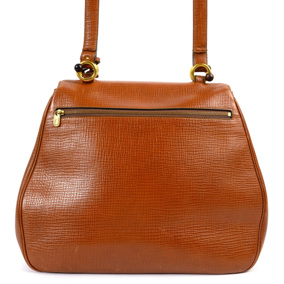 Shop safe online at Labellov in Antwerp this 100% authentic Delvaux Cognac Leather Shoulder Bag second hand