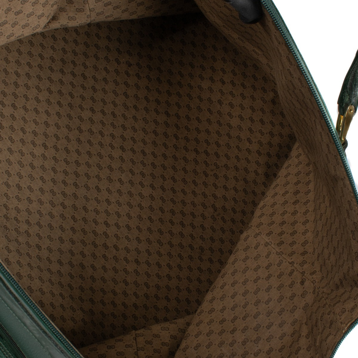 Shop 100% authentic Gucci Green Big Vintage Travel Bag at Labellov.com.