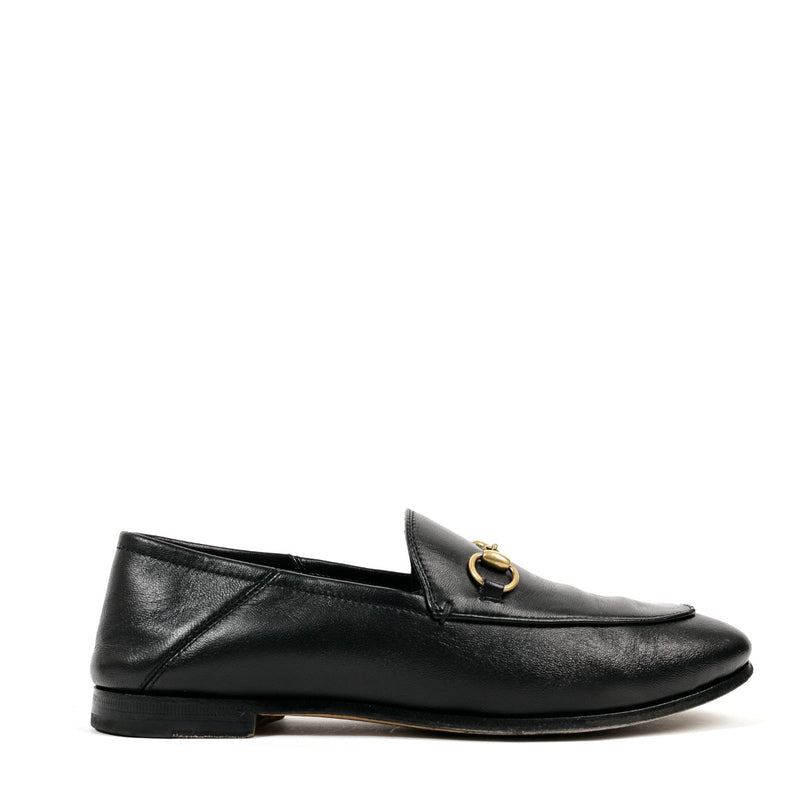 Buy authentic vintage Gucci Black Horsebit Leather Jordaan Loafers in Size 37 in good condition at Labellov Antwerp.