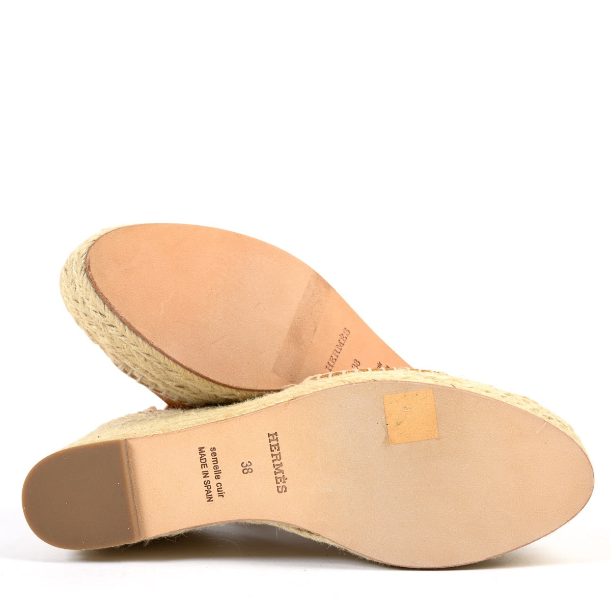 Shop safe online at Labellov in Antwerp this 100% authentic Hermès Brown Wedge Heel Sandals - Size 38