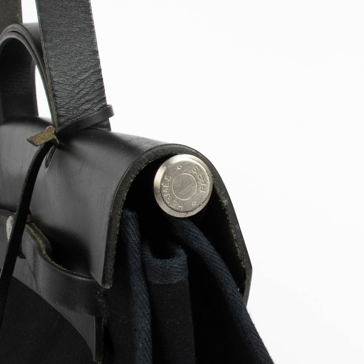 Authentic pre-loved Hermès Herbag 39 2-In-1 Black Canvas/Leather Bag on Labellov.com