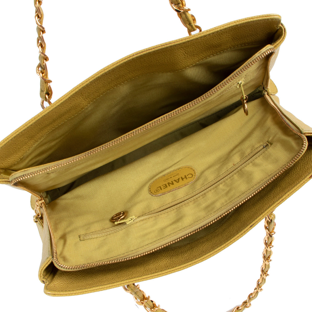 Shop safe online at Labellov in Antwerp this 100% authentic second hand Chanel Mustard Caviar Leather Top Handle