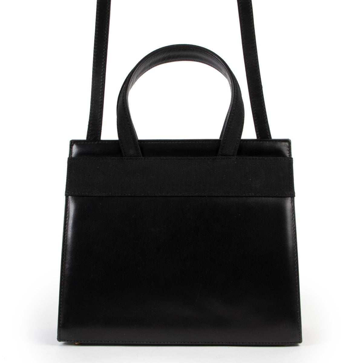 Buy a 1000% authentic second hand Ferragamo Black Crossbody Bag at Labellov