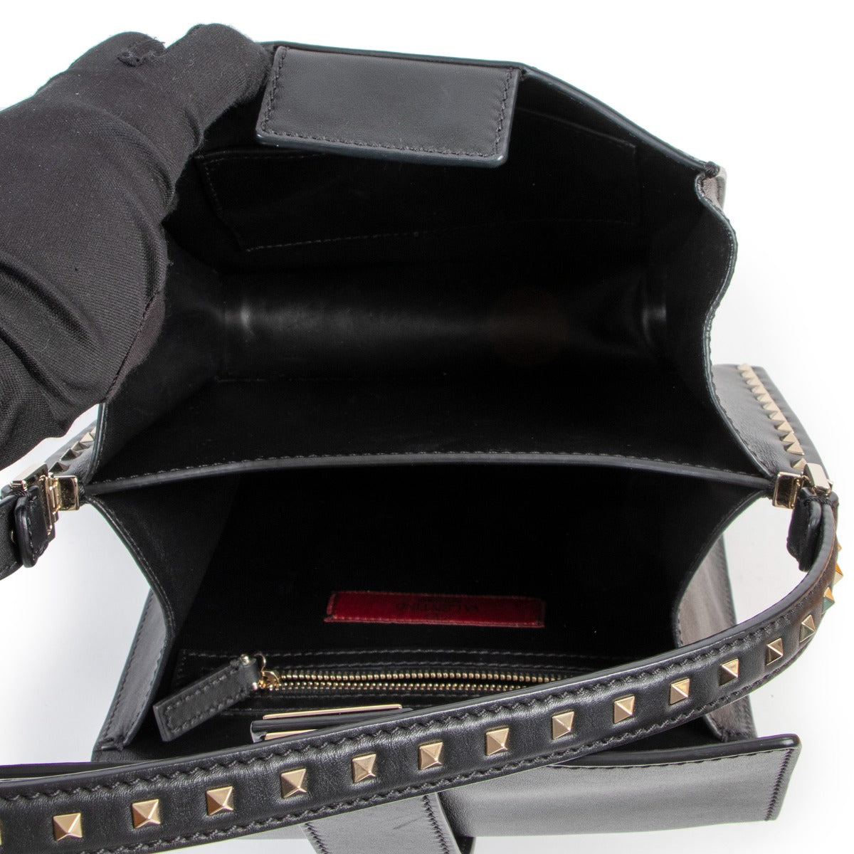 Valentino Black Studded Shoulder Bag Buy this gorgeous Valentino bag here safely!