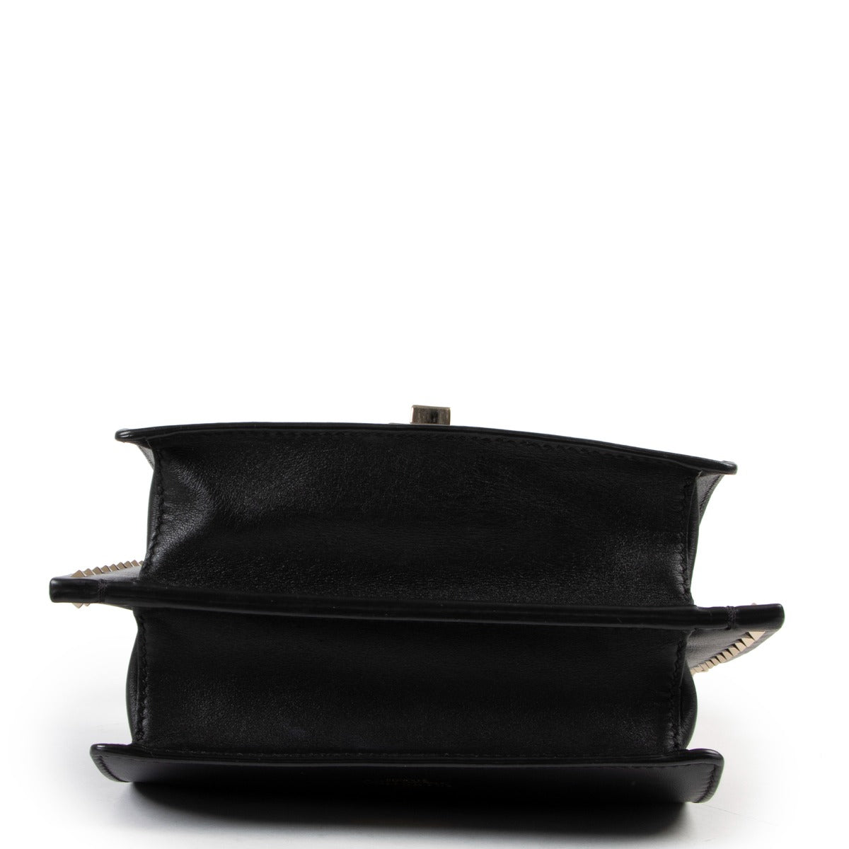 Valentino Black Studded Shoulder Bag Buy this gorgeous Valentino bag here safely!
